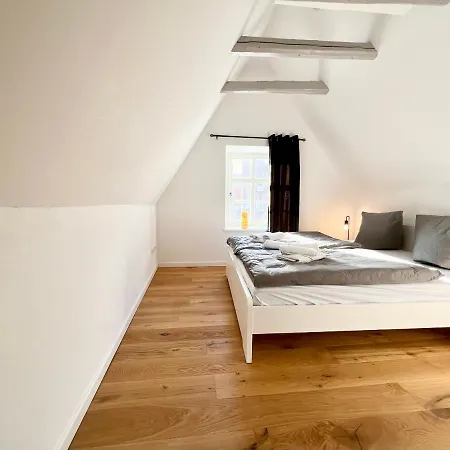 Historisches Kontorhaus, Zentral, 2zi., Netflix! Hébergement de vacances Emden